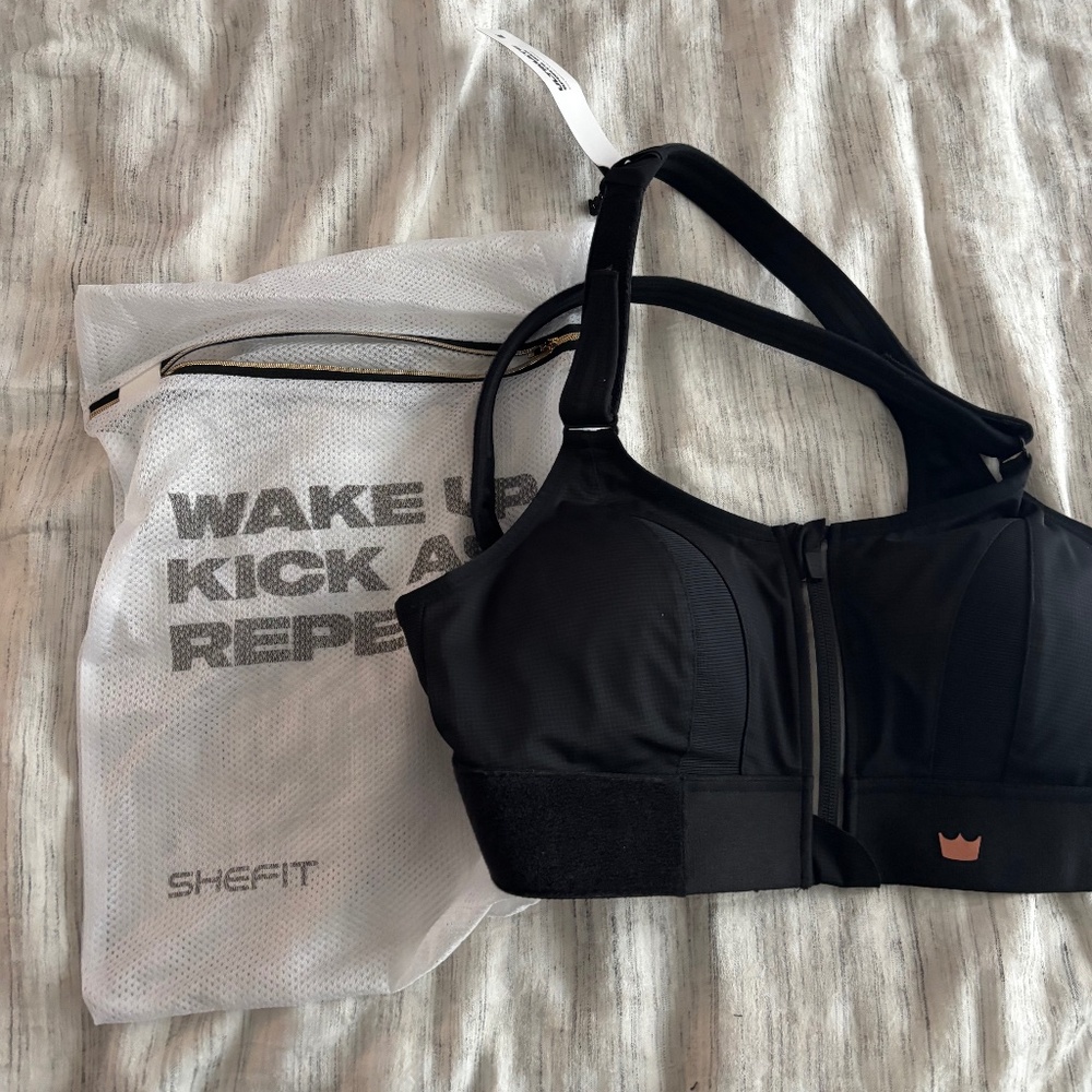 Shefit sports bra